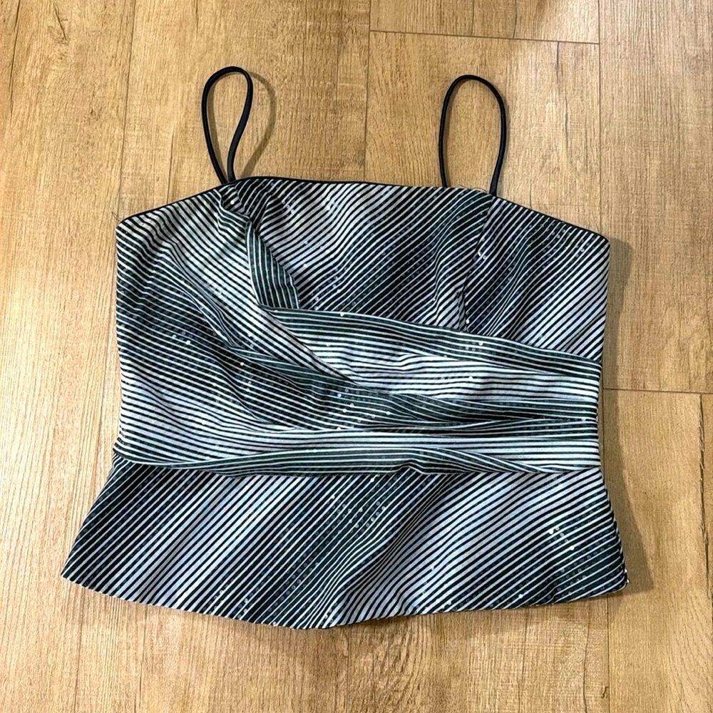 Elegant top